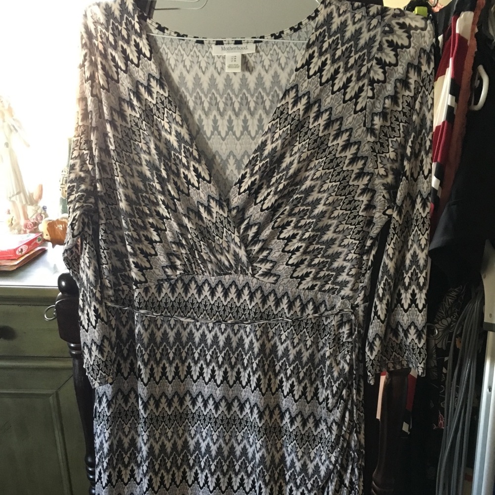 Motherhood maternity dress size medium